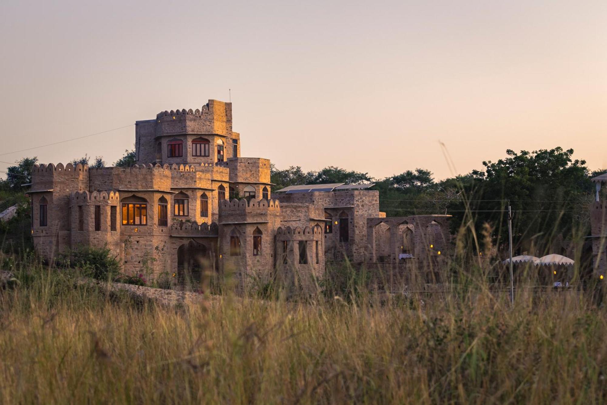 Manmatha A Luxury Retreat Bed & Breakfast Udaipur Exterior photo